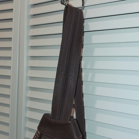 Antigua Leather Trim Backpack Brown Snakeskin Pattern - Picture 4 of 12